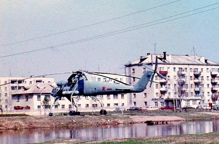 Mo xe truc thang Mi-10PP: May bay tac chien dien tu toi mat cua Lien Xo-Hinh-4